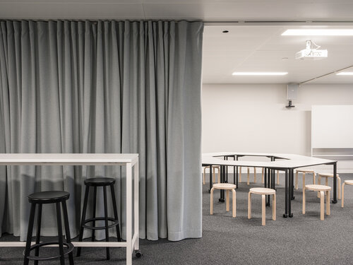 Juventus Schulen 
Neue B&uuml;rom&ouml;bel f&uuml;r innovative Lern- und Unterrichtsr&auml;ume.